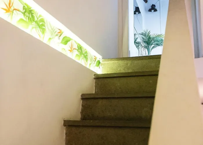 Maison Spanish Steps アパート